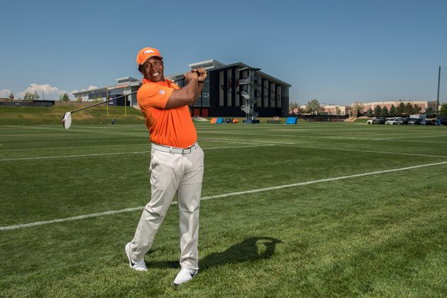 Vance Joseph swings
