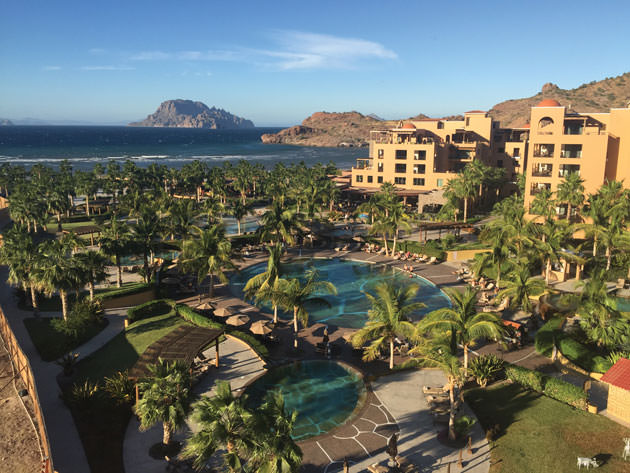 SEASIDE PARADISE: Villa del Palmar at the Islands of Loreto; the risk-reward 16th hole.
