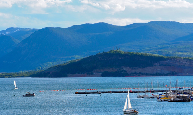 pontoon boats lake dillon the town of dillon s best family summer activities pontoon boats lake dillon the town of dillon s best family summer activities
